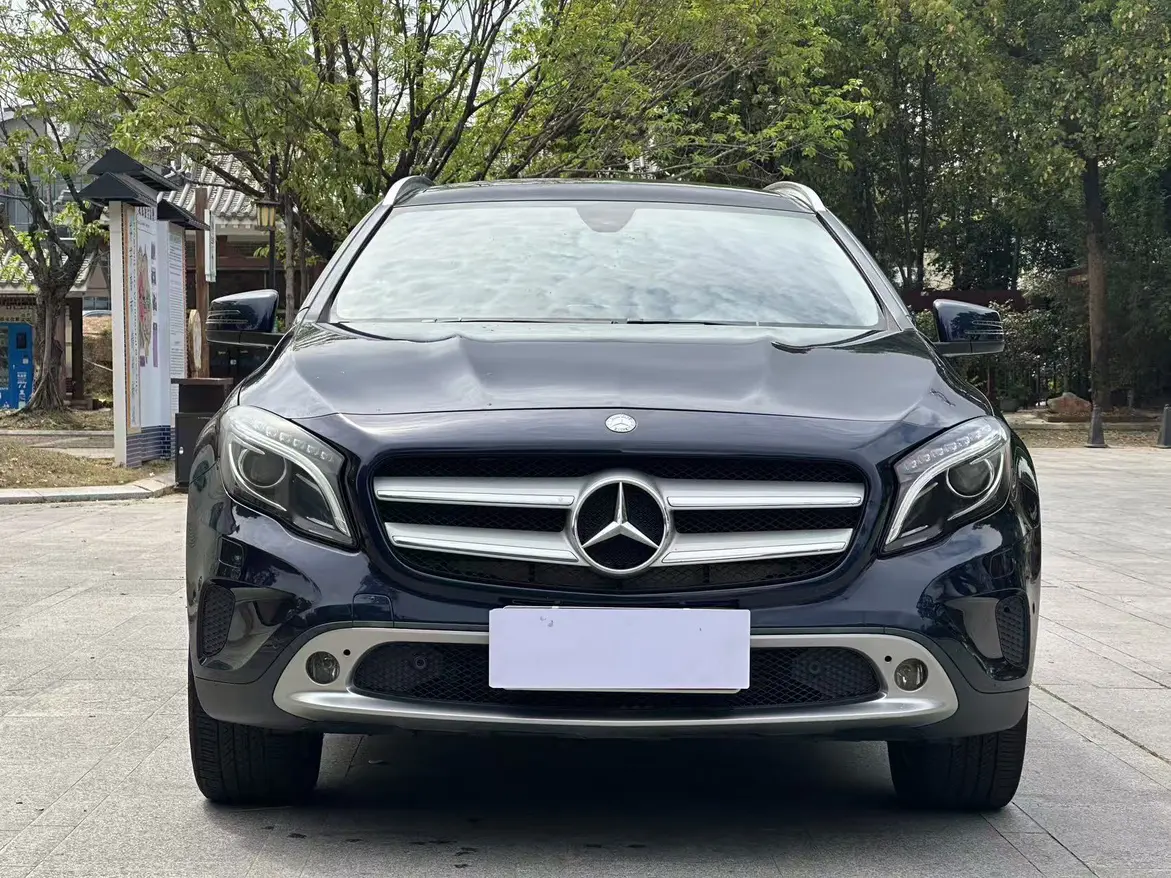Mercedes-Benz GLA  из Китая