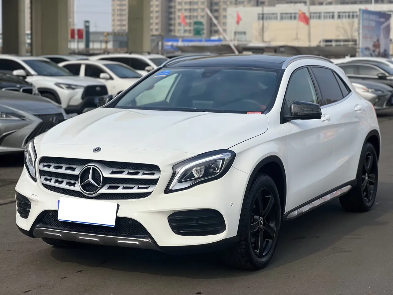 Mercedes-Benz GLA  из Китая