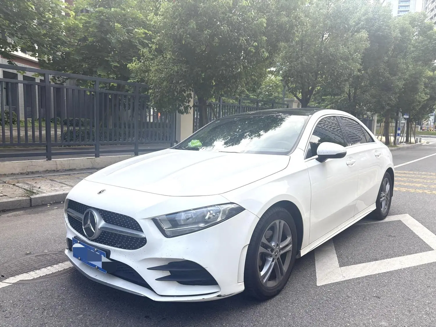 Mercedes-Benz Mercedes Benz A Class  из Китая