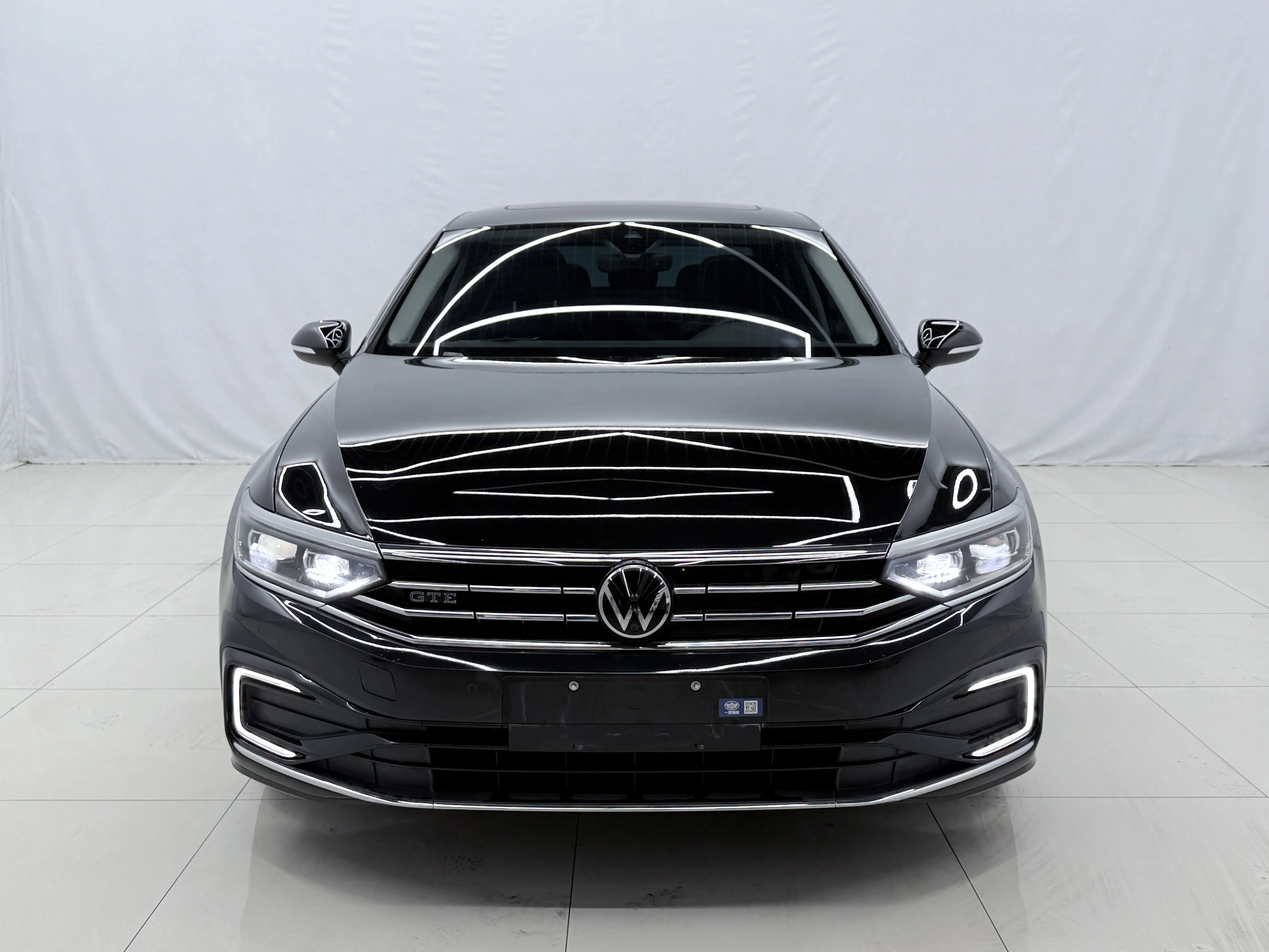 Volkswagen Magotan PHEV  из Китая