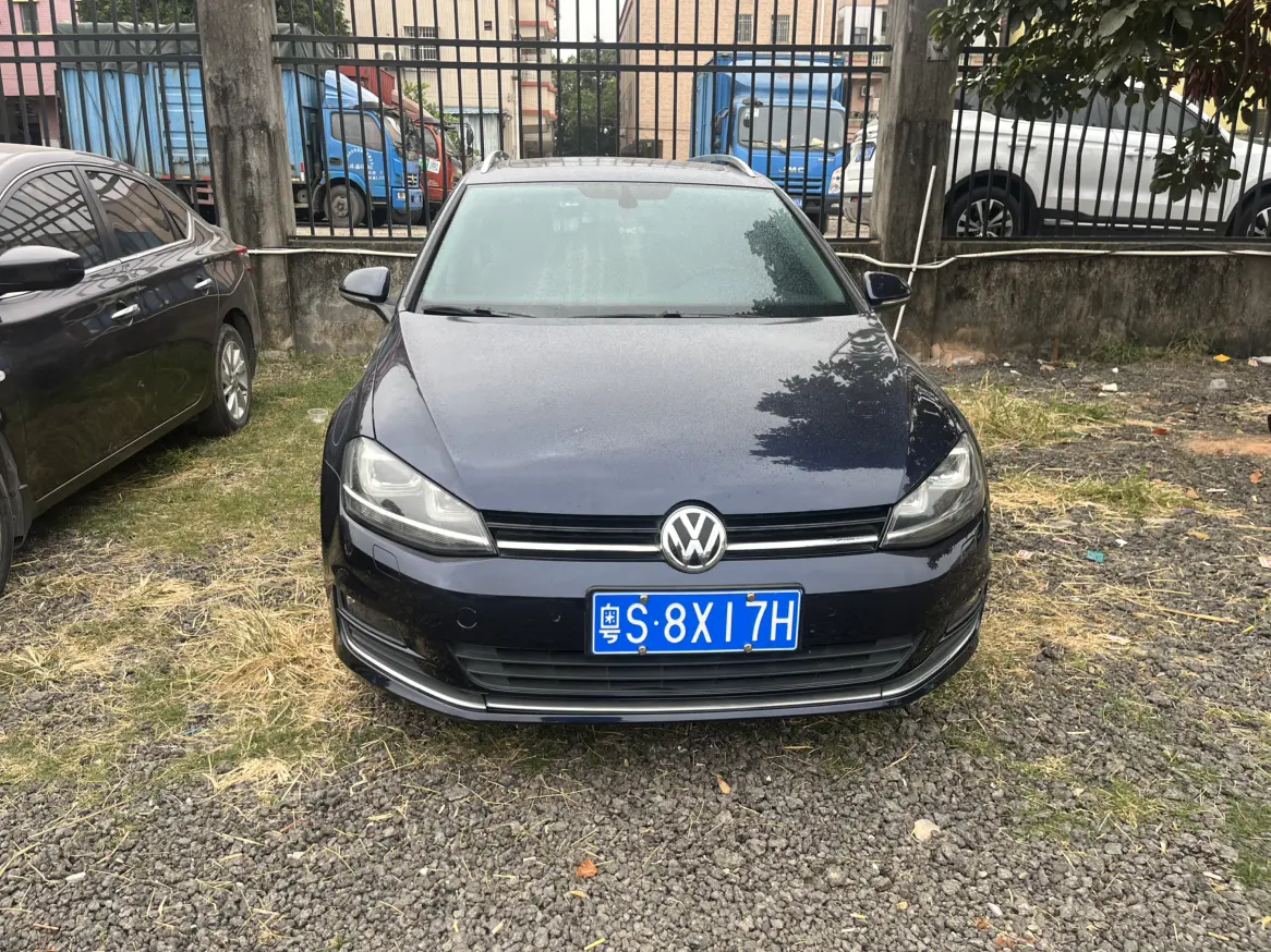Volkswagen Golf  из Китая