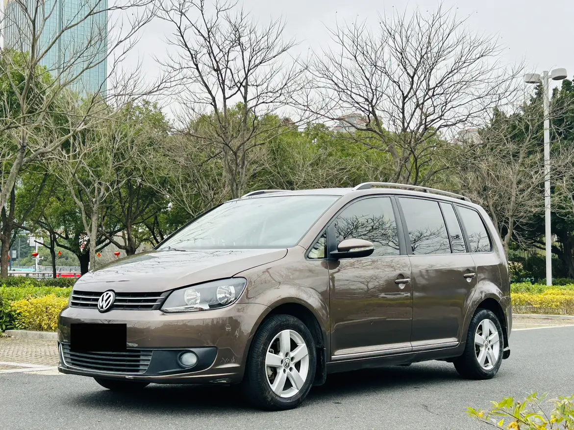 Volkswagen Touran  из Китая
