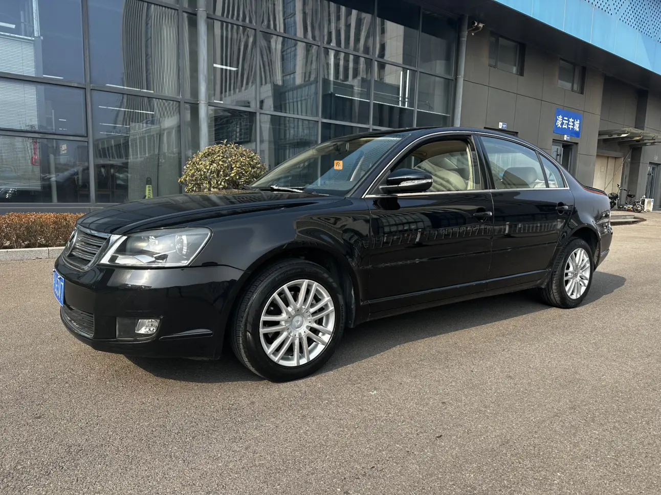Volkswagen Passat  из Китая