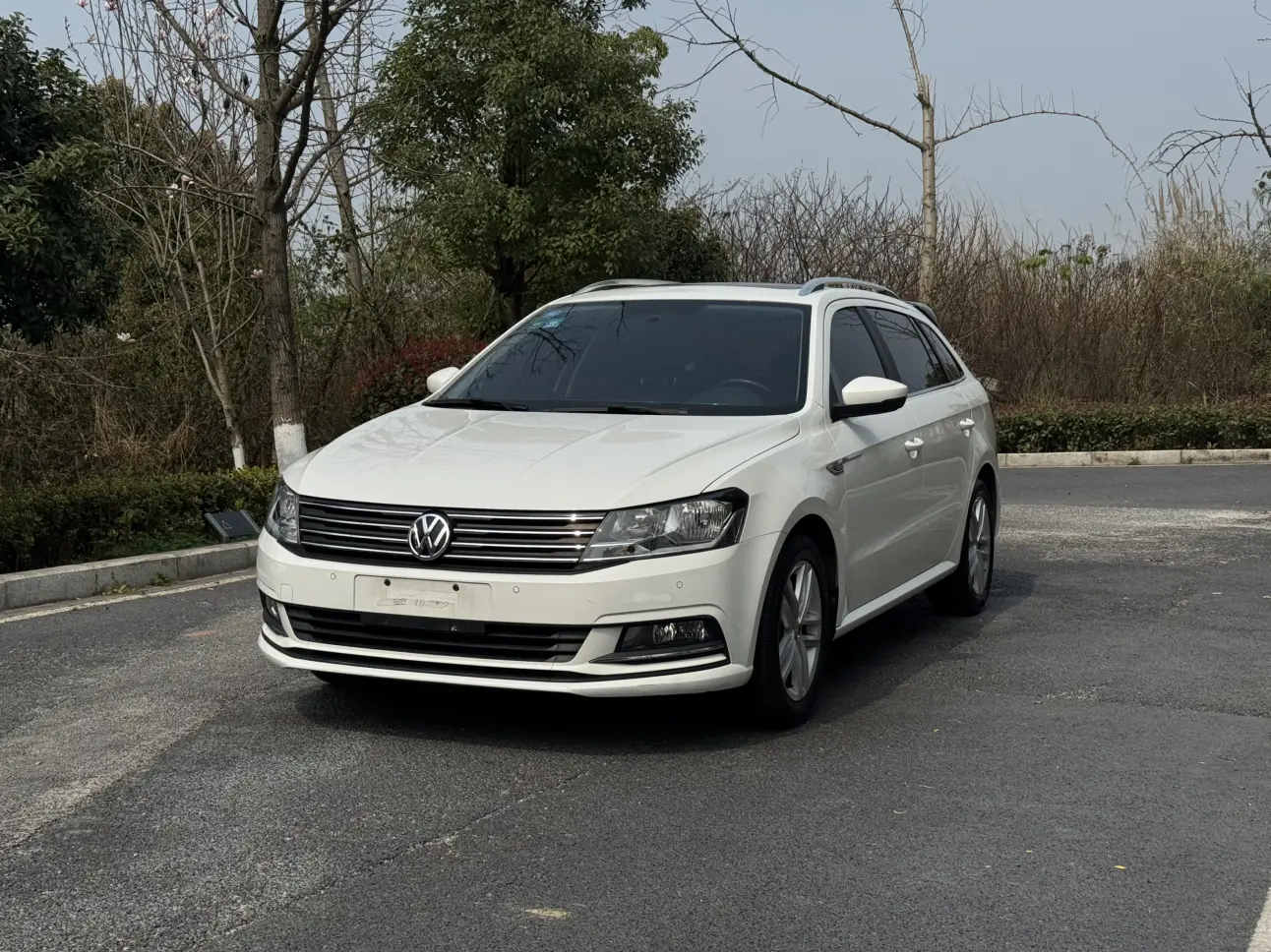 Volkswagen Langxing  из Китая