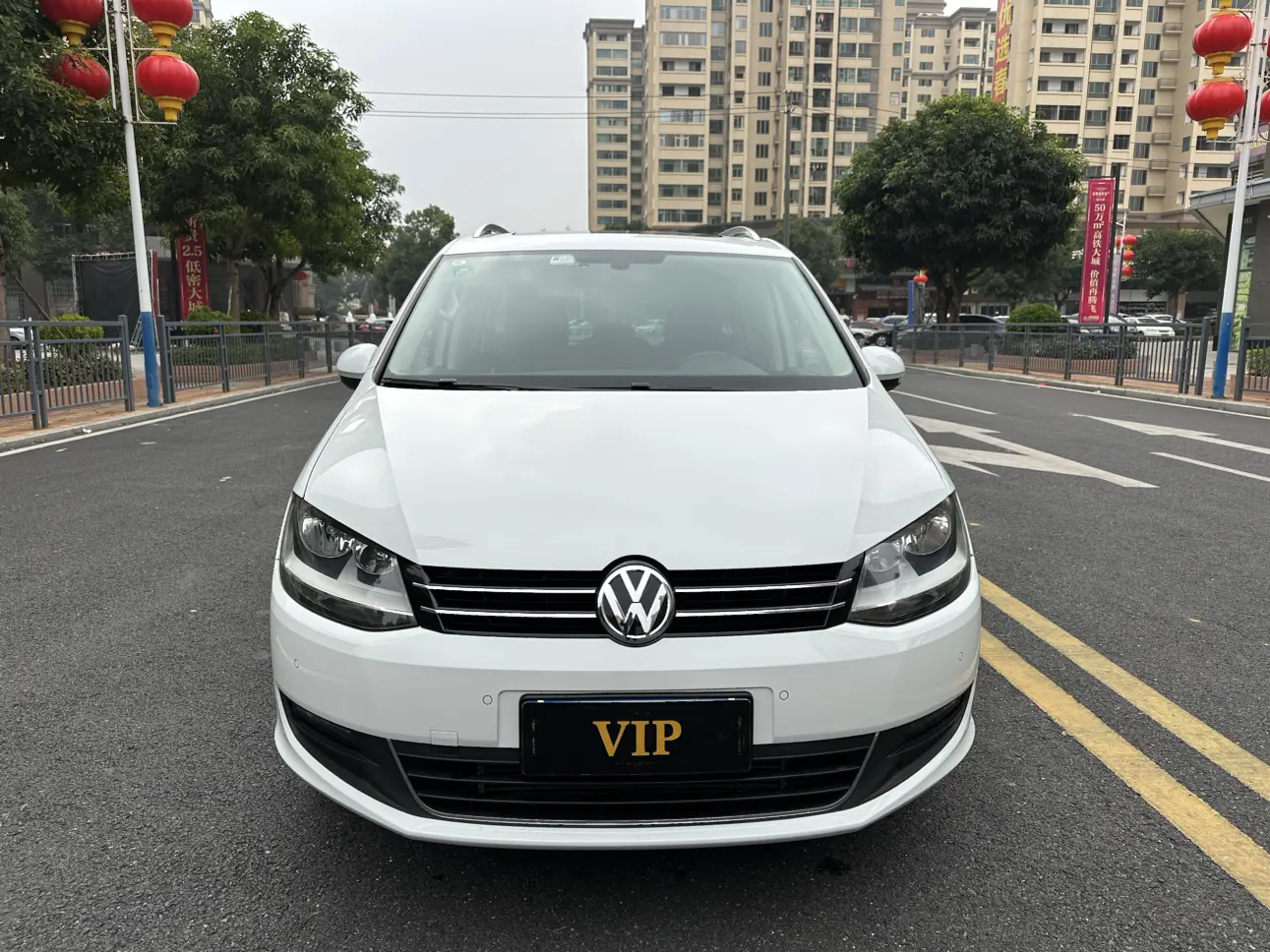 Volkswagen Sharon  из Китая