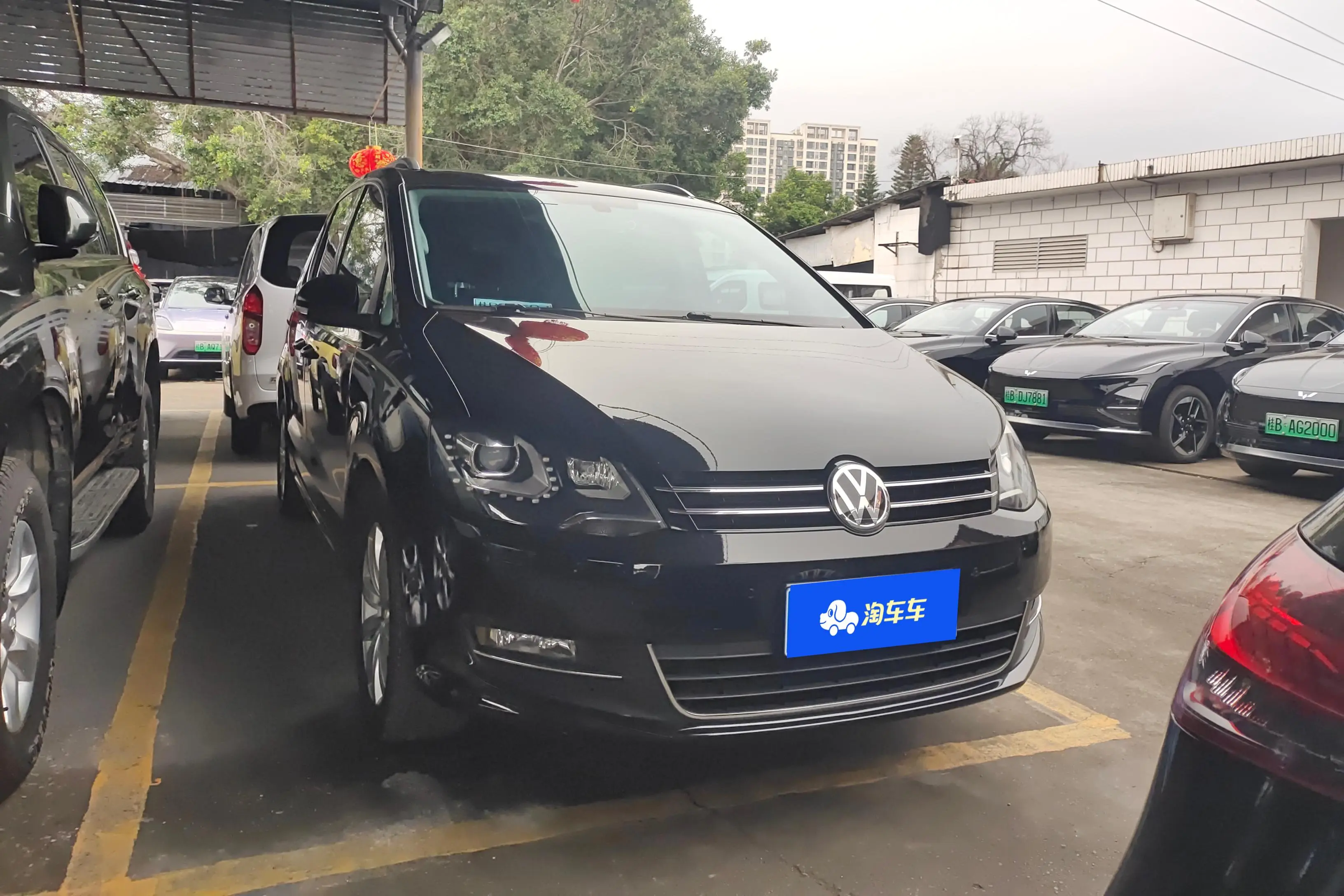 Volkswagen Sharon  из Китая