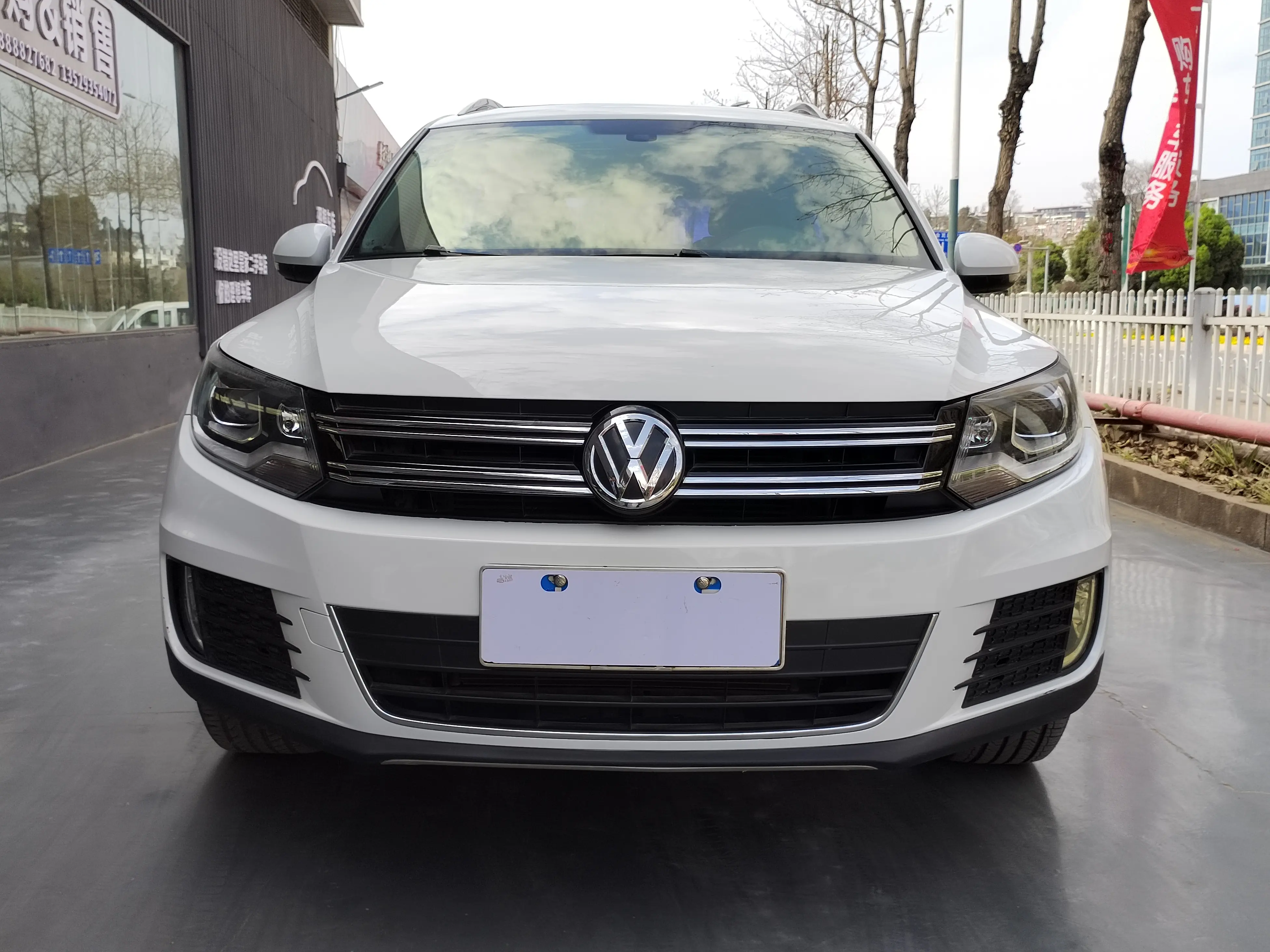 Volkswagen Tiguan (Tharu)  из Китая