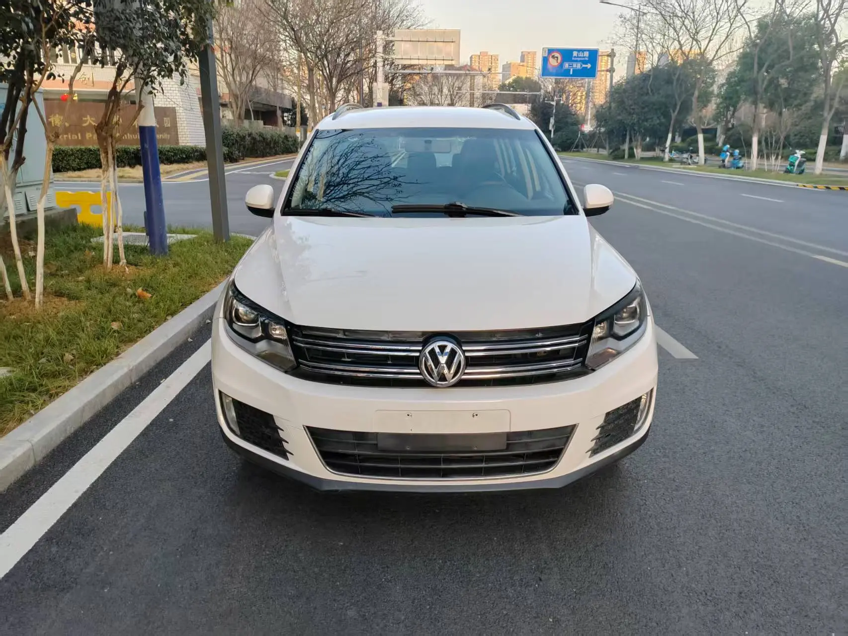 Volkswagen Tiguan (Tharu)  из Китая