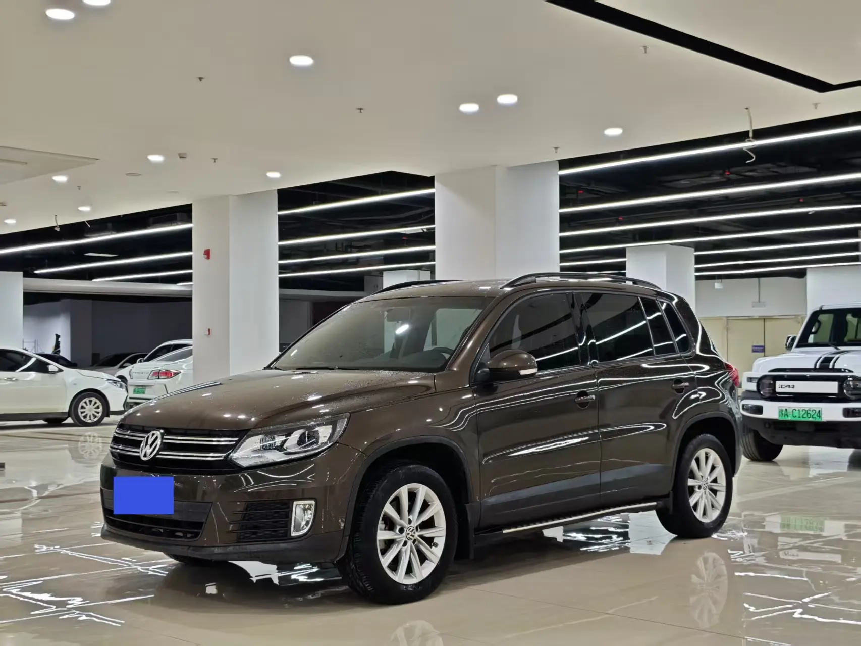 Volkswagen Tiguan (Tharu)  из Китая
