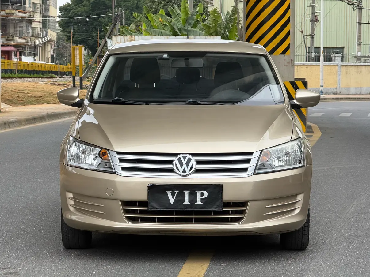 Volkswagen Santana  из Китая