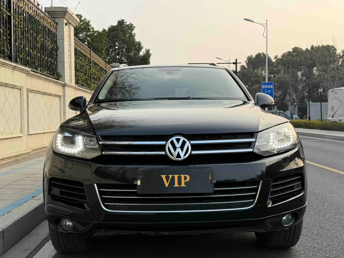 Volkswagen Touareg  из Китая