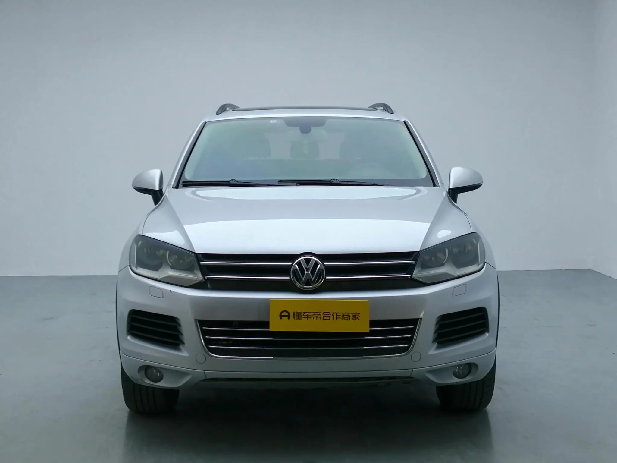 Volkswagen Touareg  из Китая