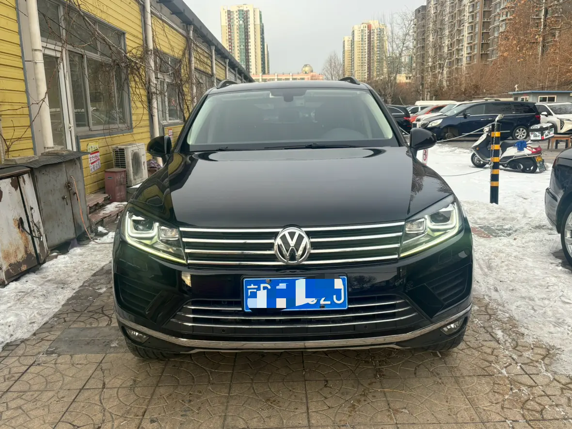 Volkswagen Touareg  из Китая