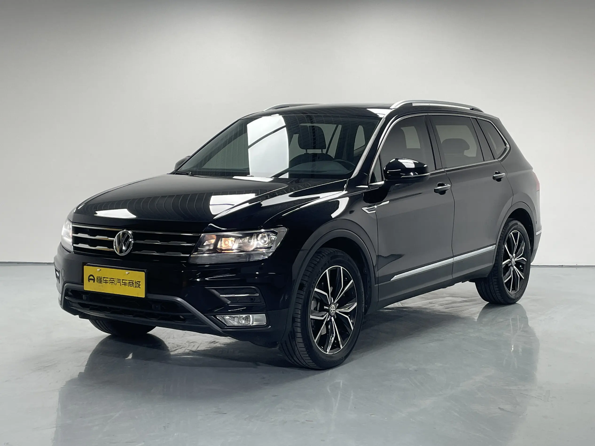 Volkswagen Tiguan L  из Китая