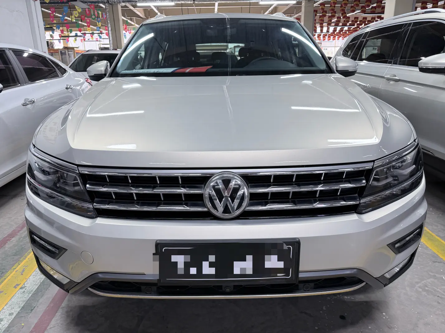 Volkswagen Tiguan L  из Китая