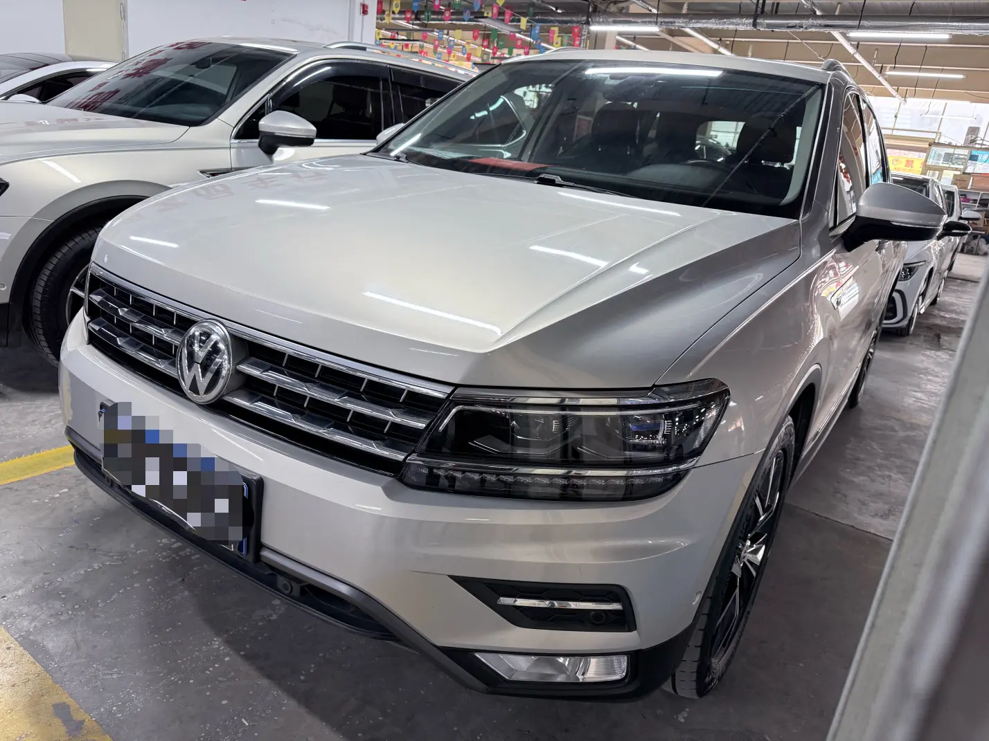 Volkswagen Tiguan L  из Китая