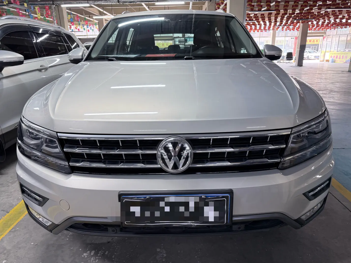 Volkswagen Tiguan L  из Китая