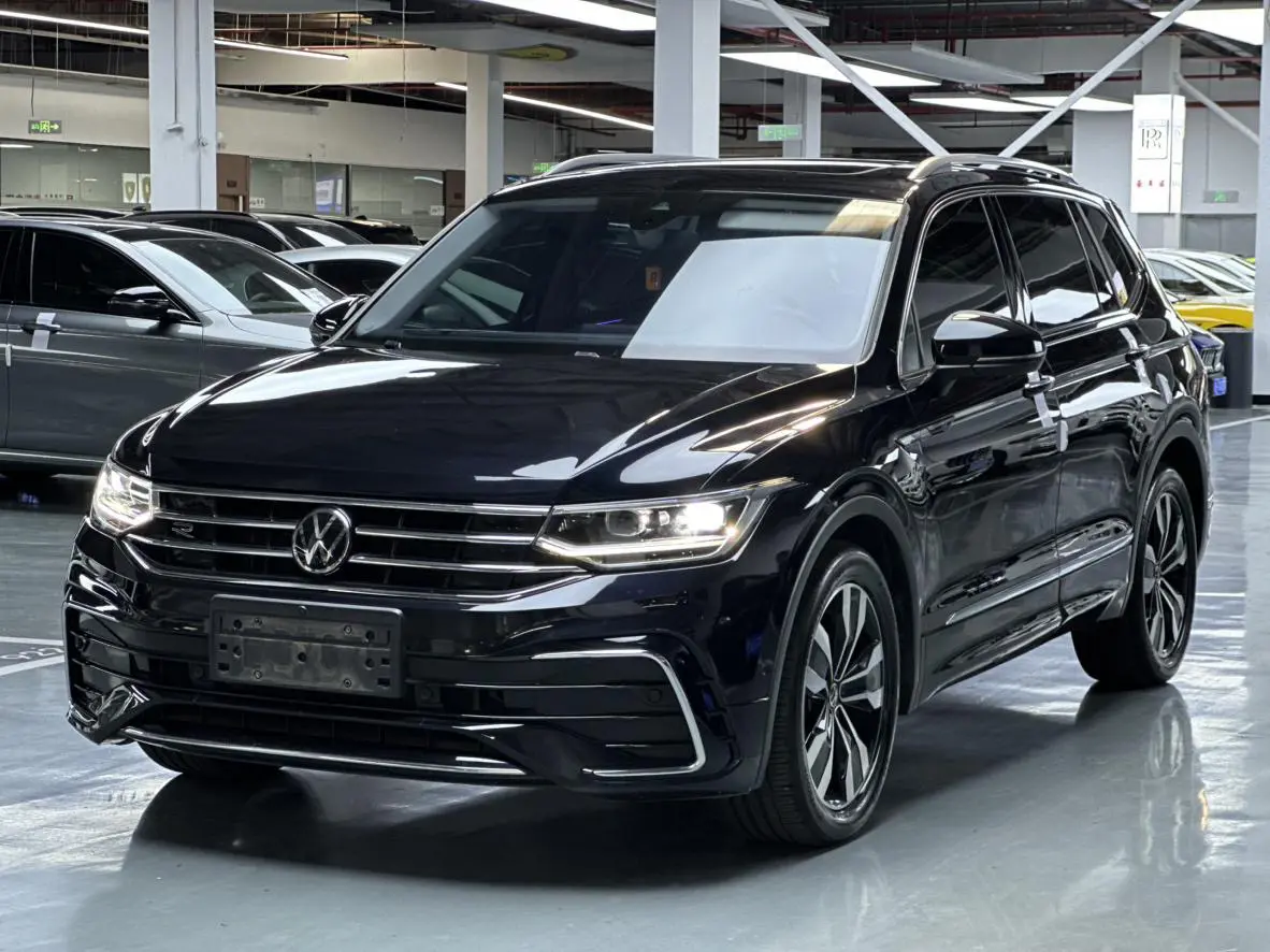 Volkswagen Tiguan L  из Китая
