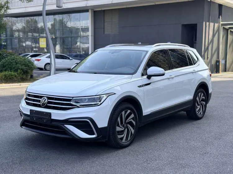 Volkswagen Tiguan L  из Китая