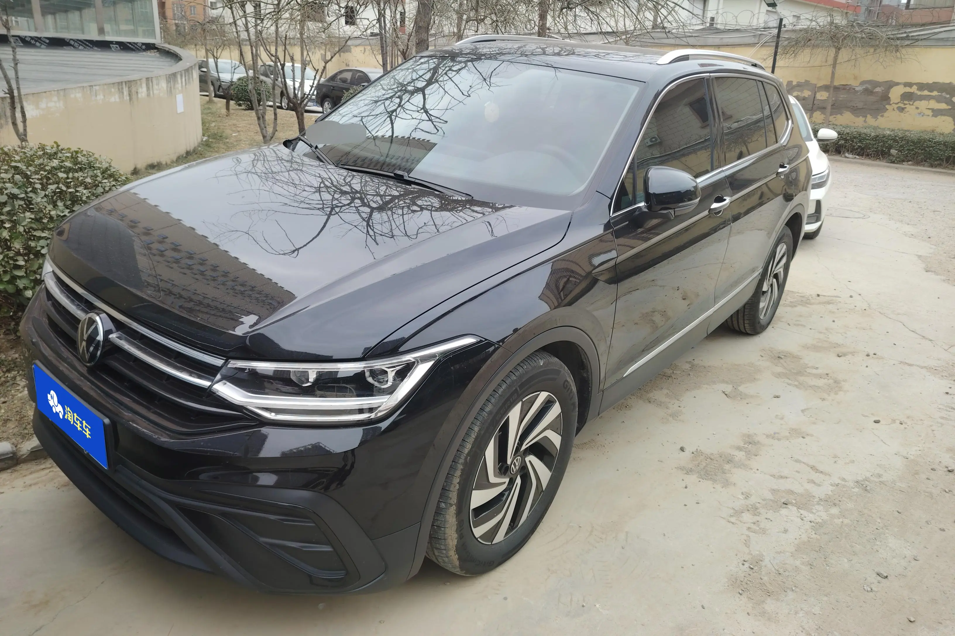 Volkswagen Tiguan L  из Китая