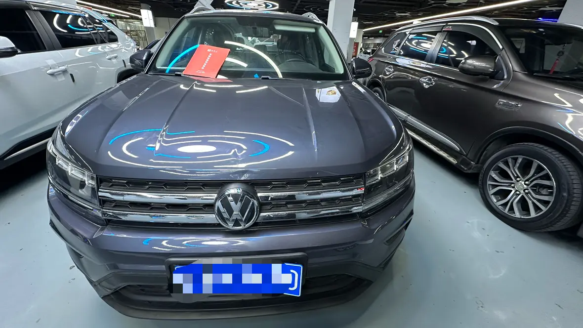 Volkswagen Tharu  из Китая