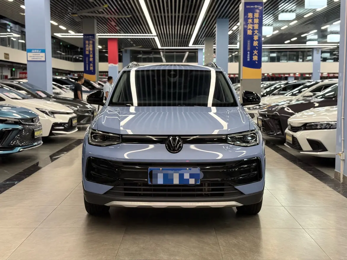 Volkswagen Tharu  из Китая