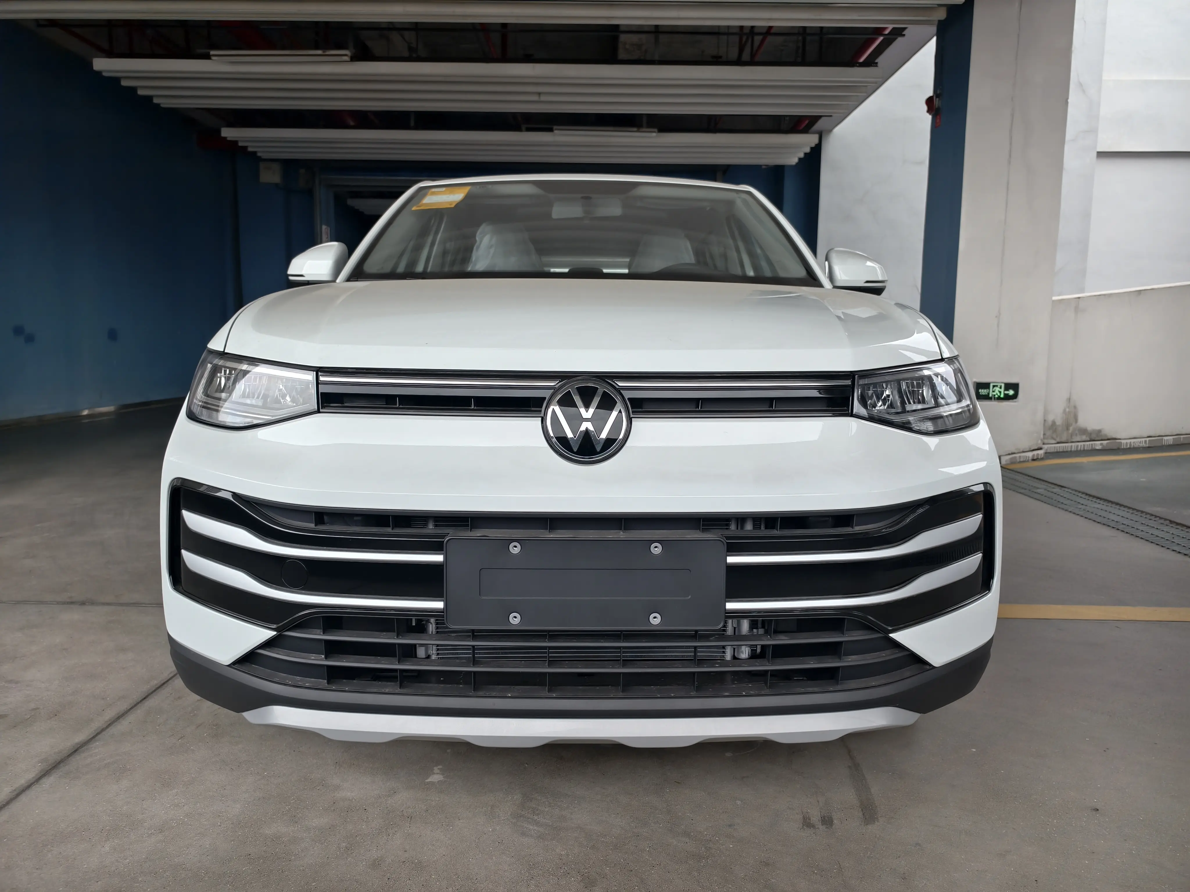 Volkswagen Tharu  из Китая