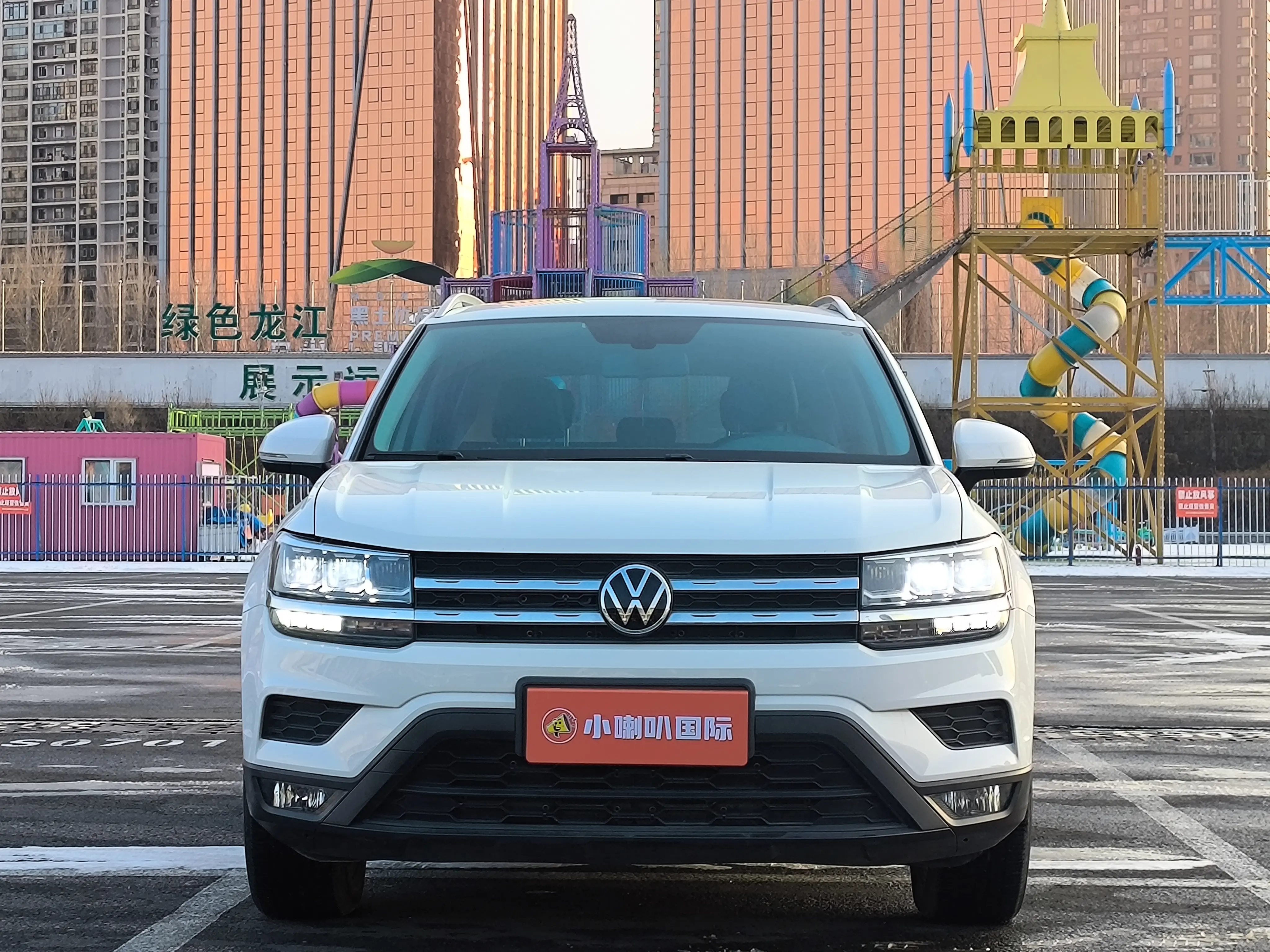 Volkswagen Tharu  из Китая