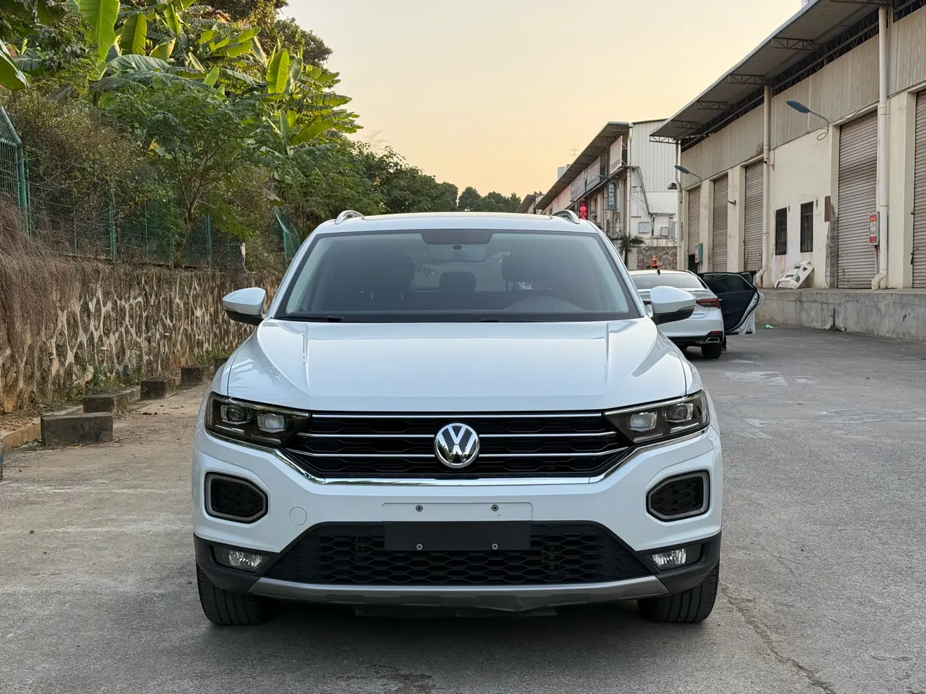 Volkswagen T-Roc  из Китая