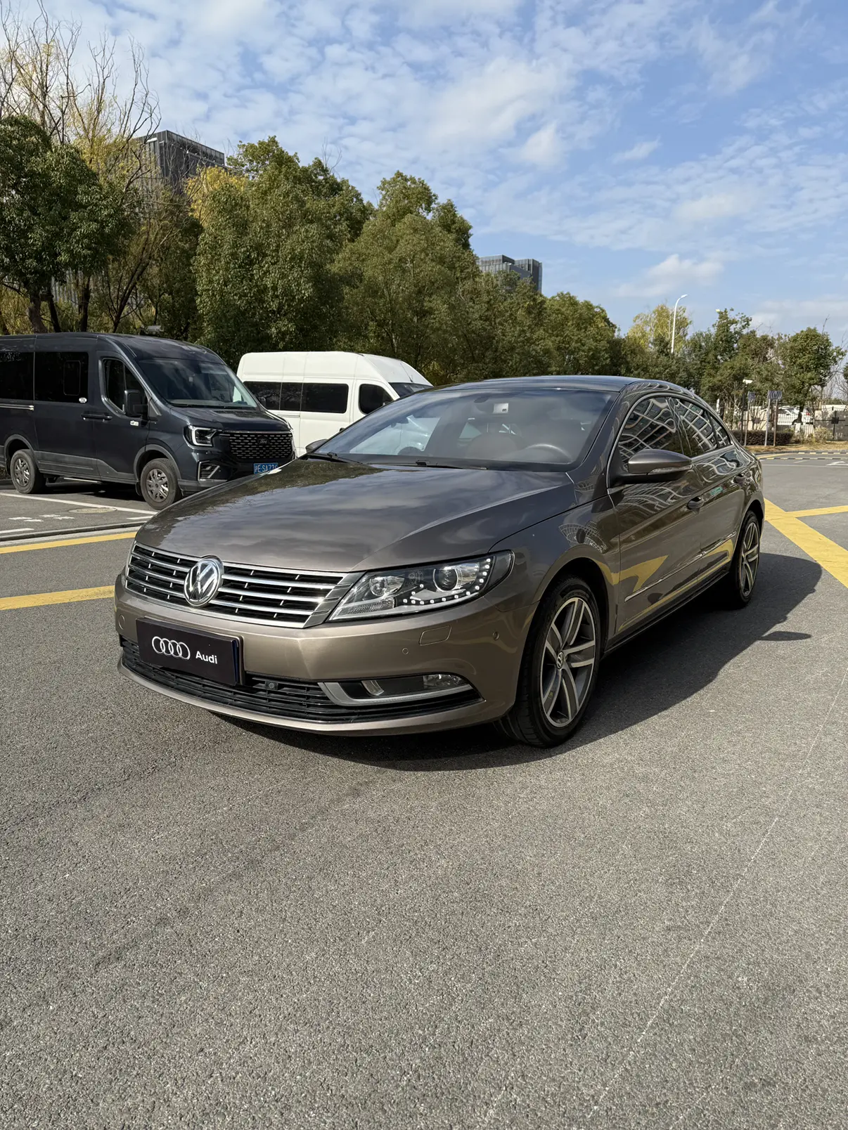 Volkswagen Arteon (CC)  из Китая