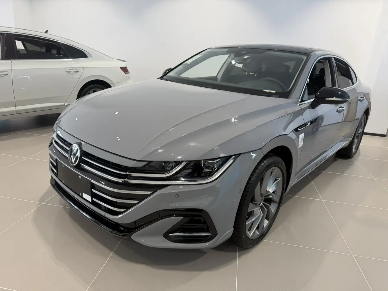 Volkswagen Arteon (CC)  из Китая