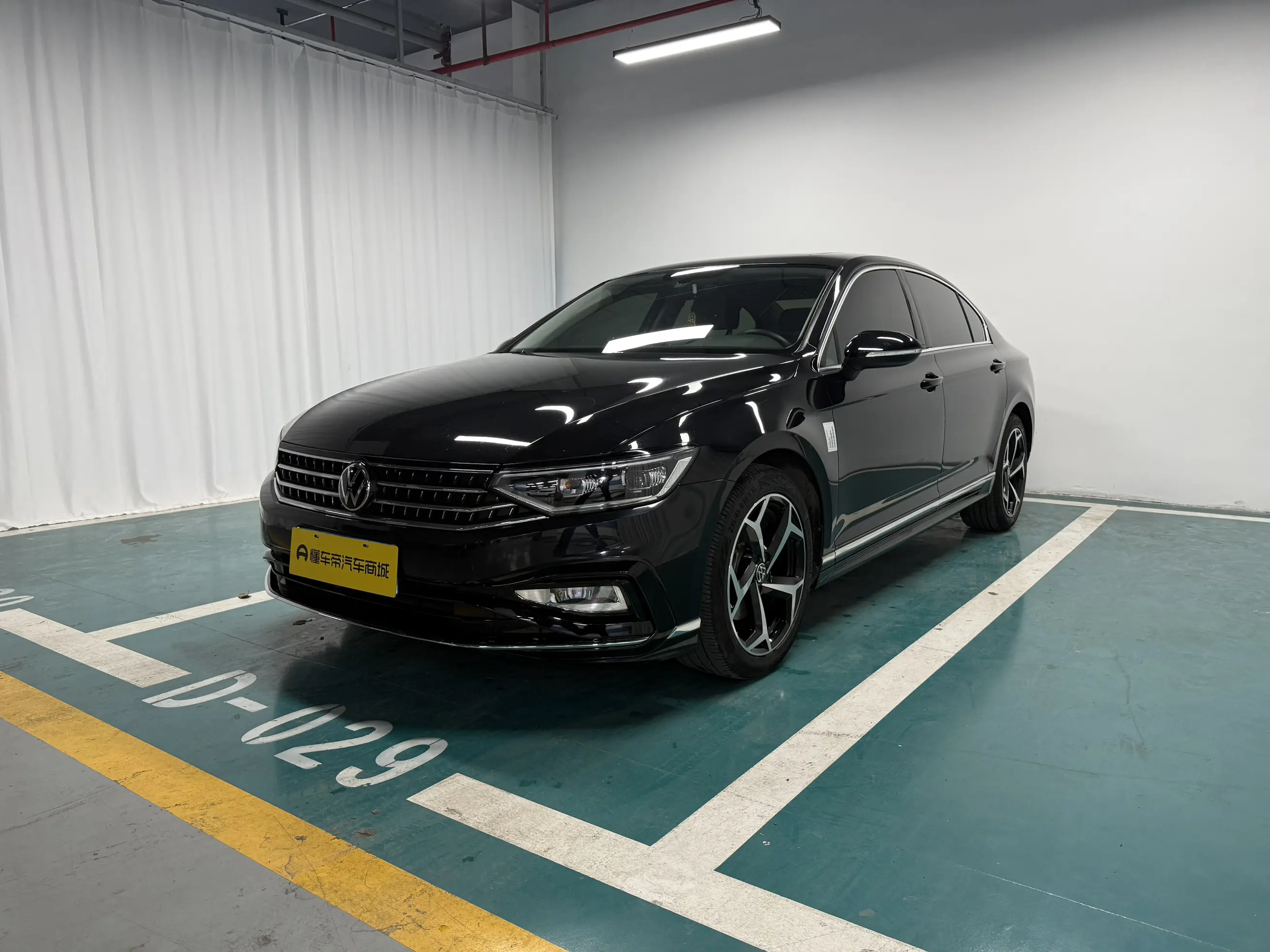 Volkswagen Magotan  из Китая