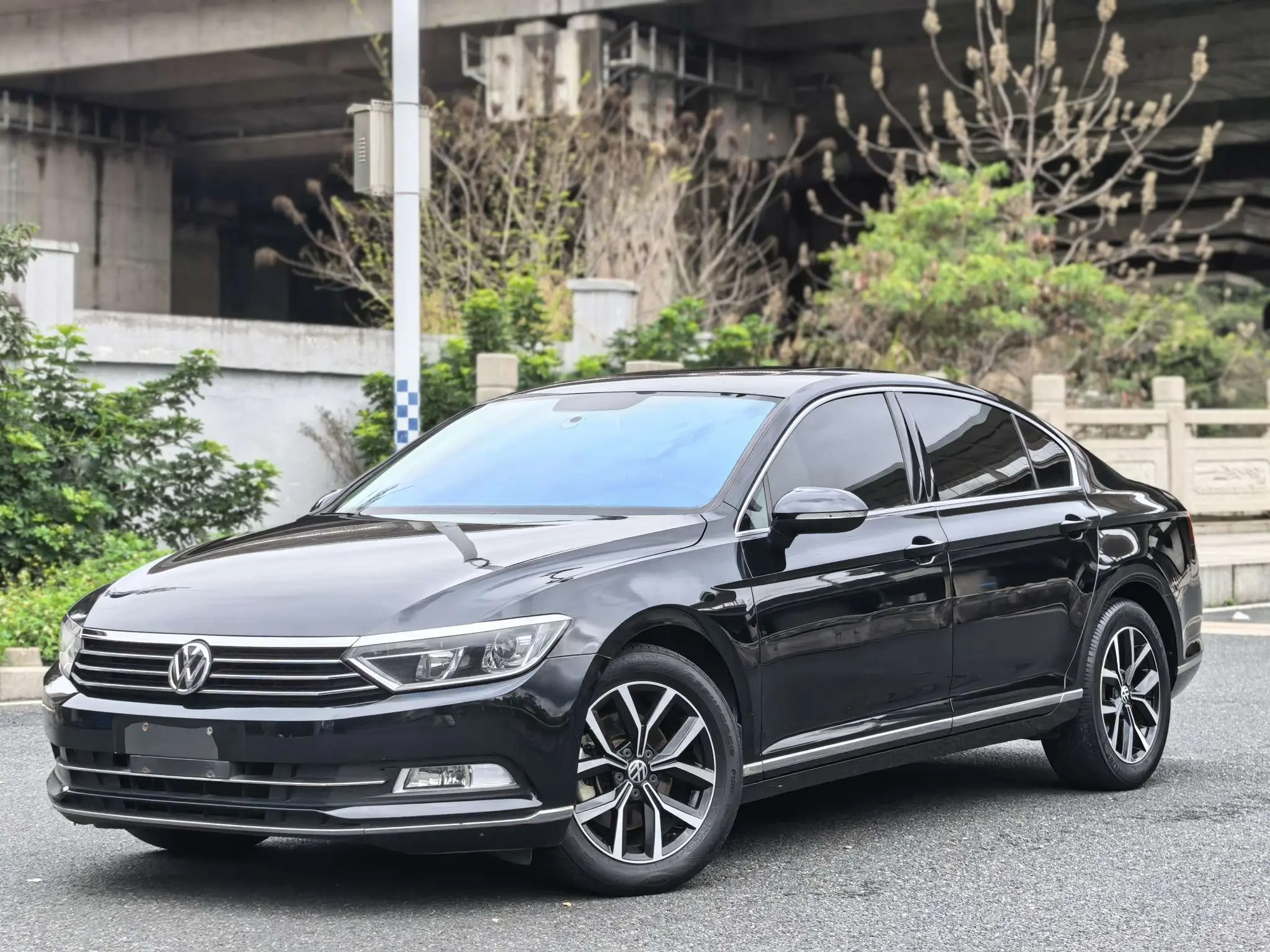 Volkswagen Magotan  из Китая