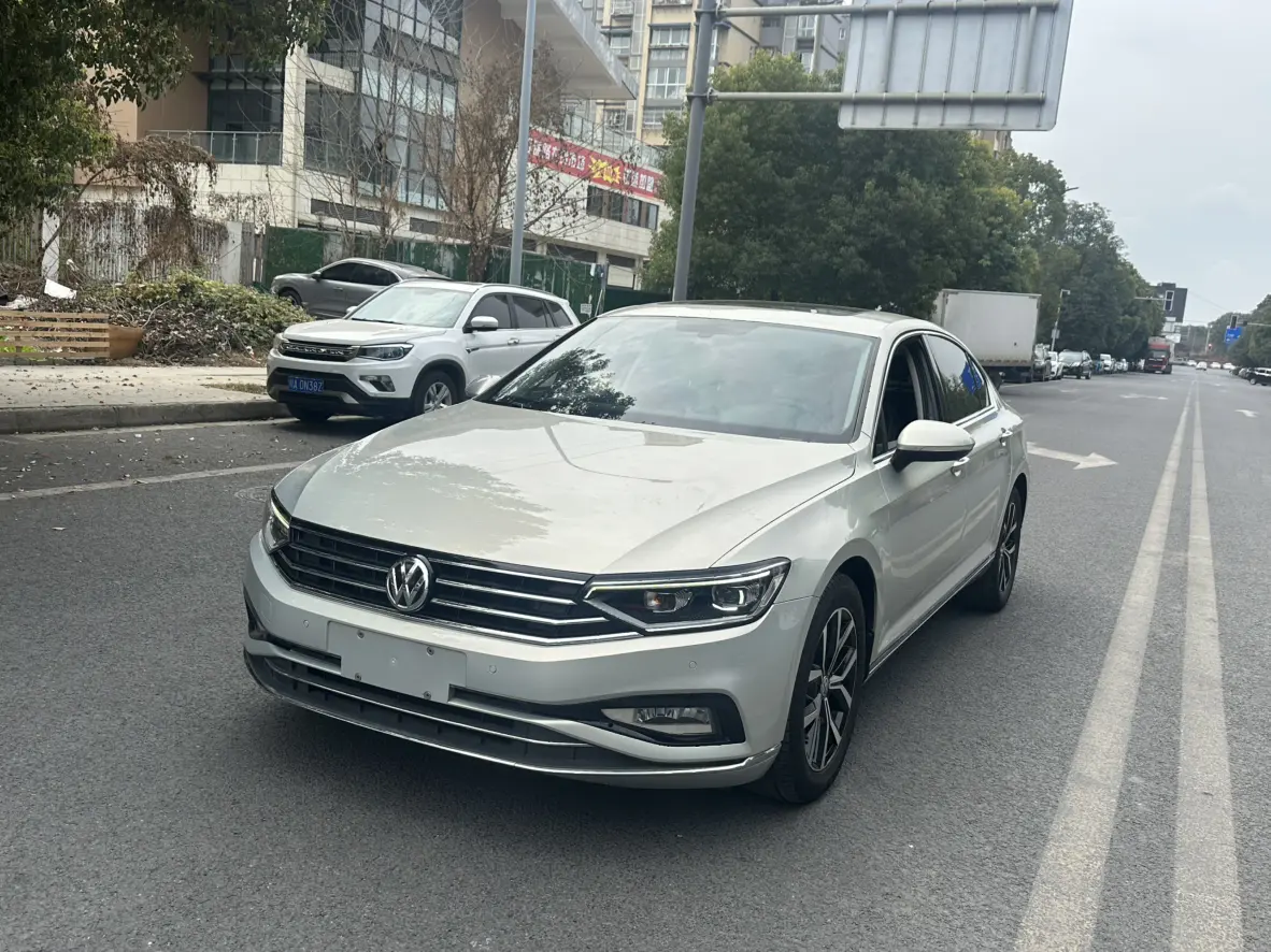 Volkswagen Magotan  из Китая