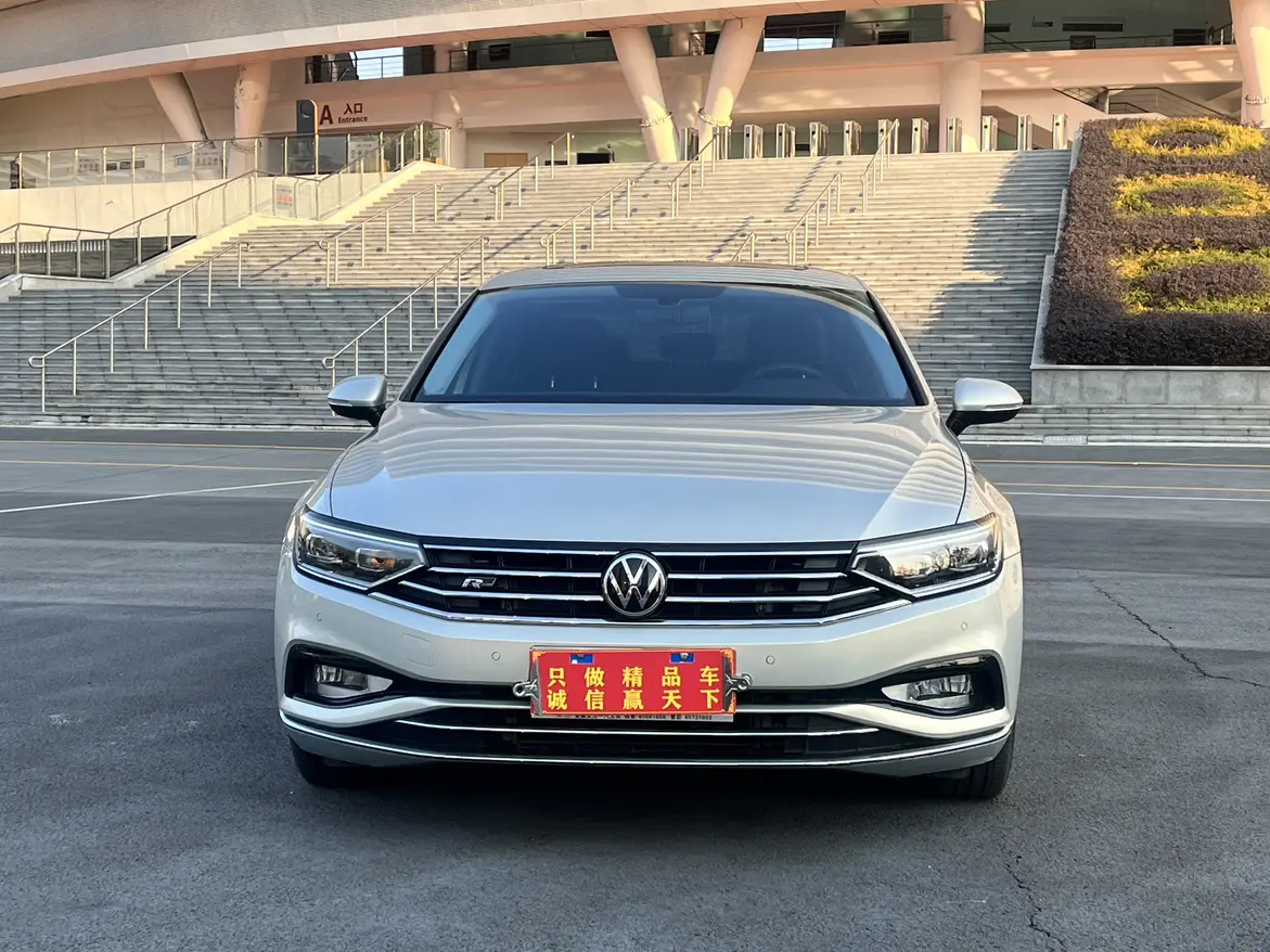 Volkswagen Magotan  из Китая