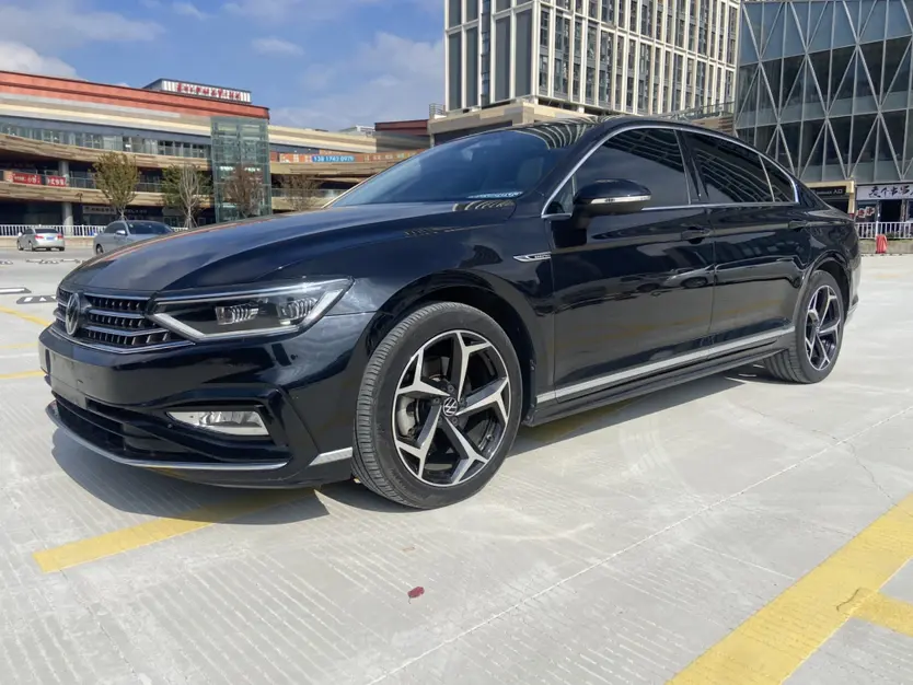 Volkswagen Magotan  из Китая