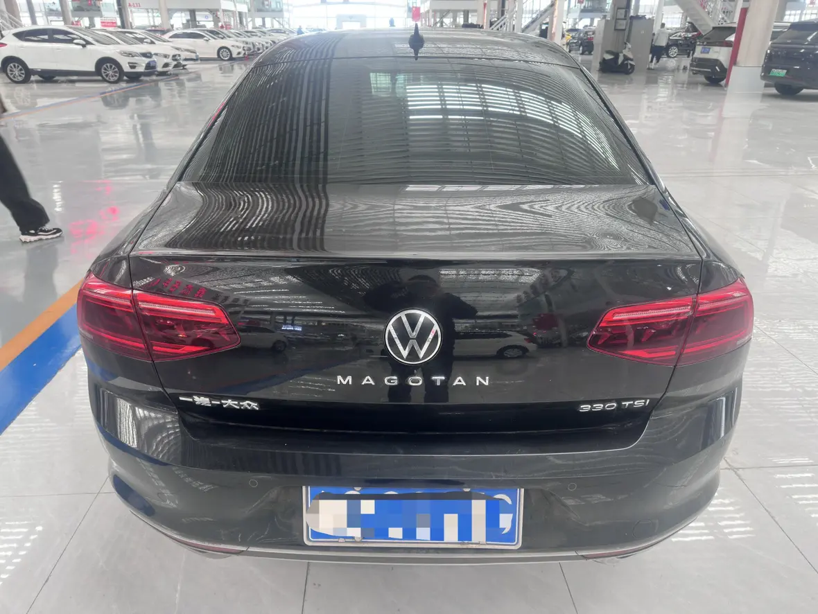 Volkswagen Magotan  из Китая