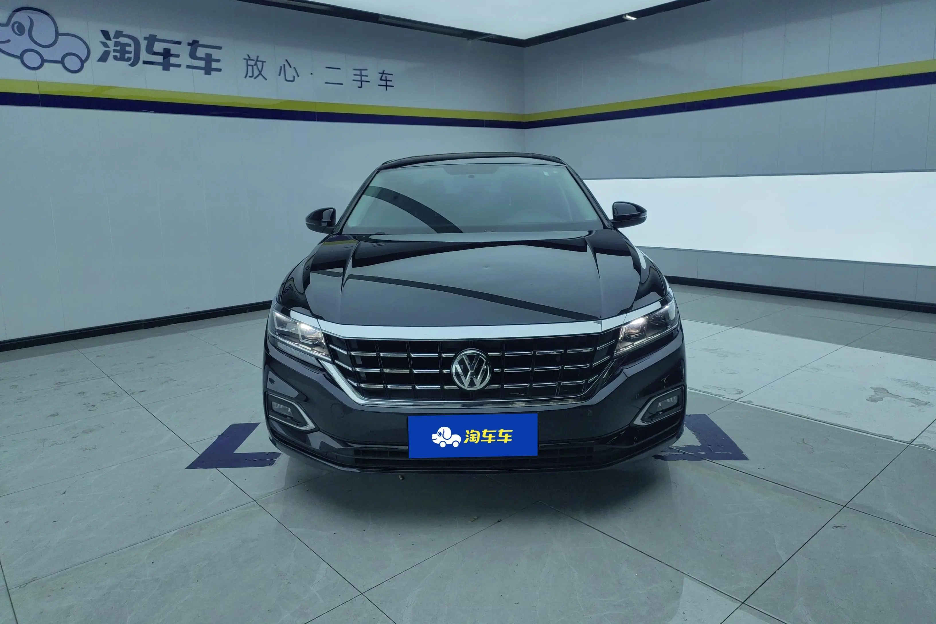 Volkswagen Passat  из Китая