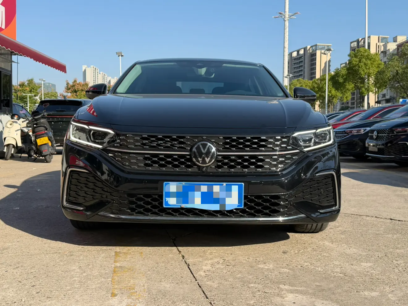 Volkswagen Passat  из Китая