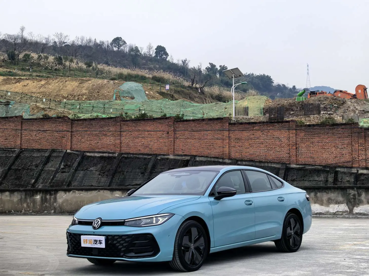 Volkswagen Passat  из Китая