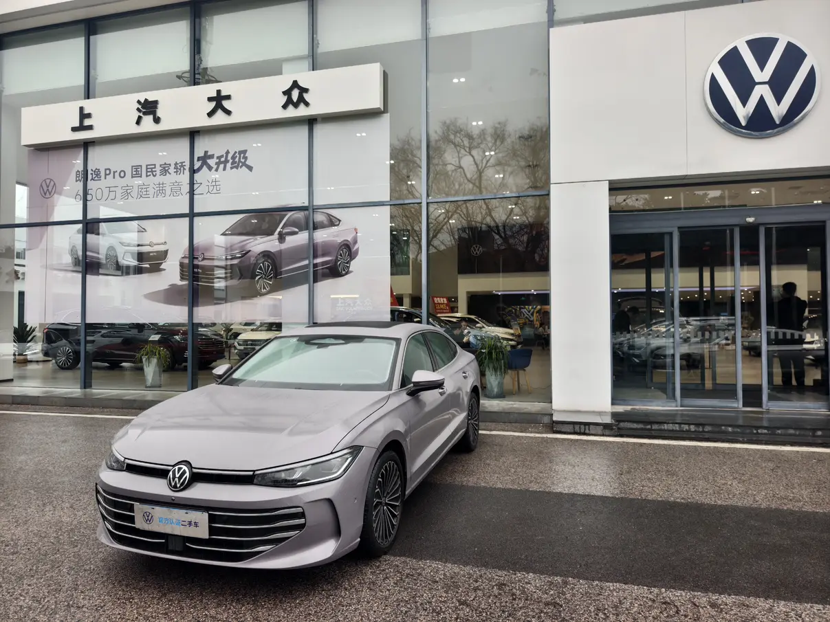 Volkswagen Passat  из Китая