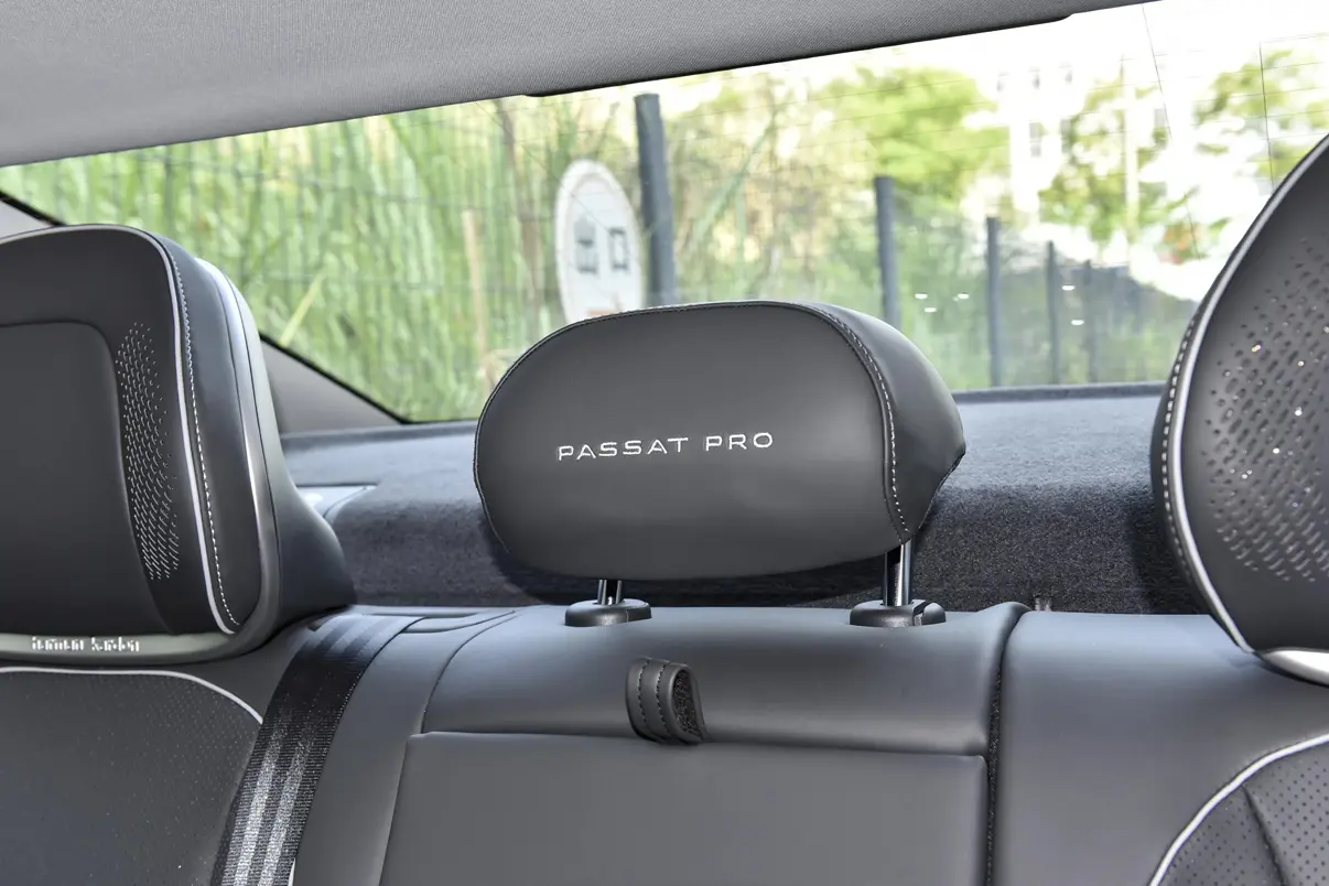 Volkswagen Passat  из Китая