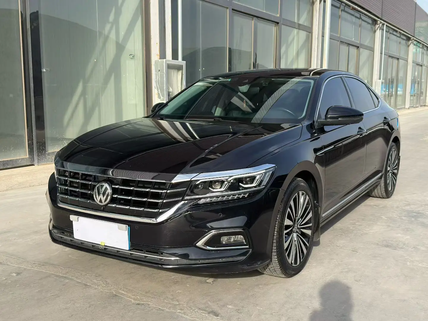 Volkswagen Passat  из Китая