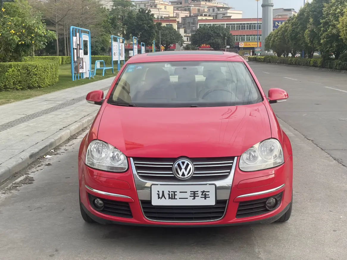 Volkswagen Sagitar  из Китая