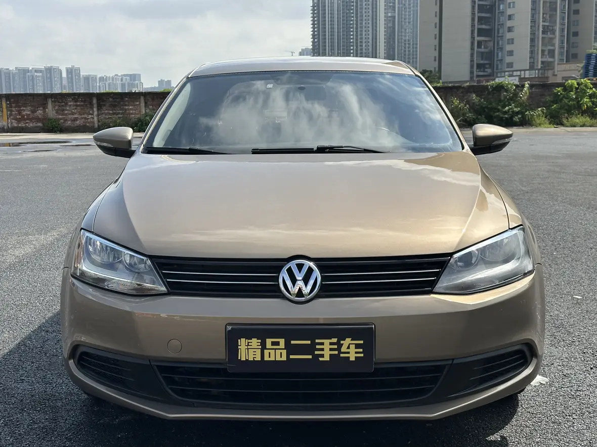 Volkswagen Sagitar  из Китая