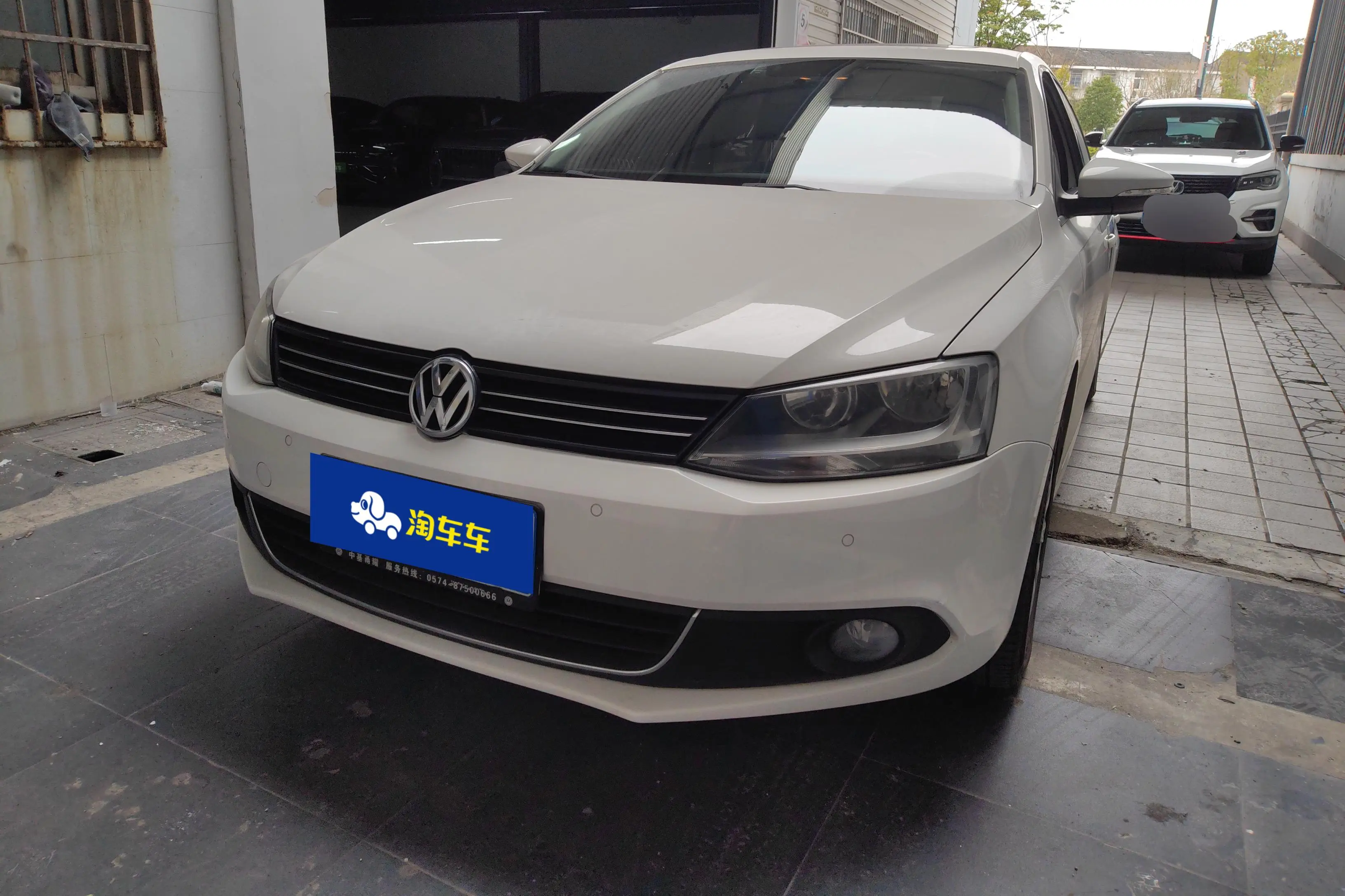 Volkswagen Sagitar  из Китая