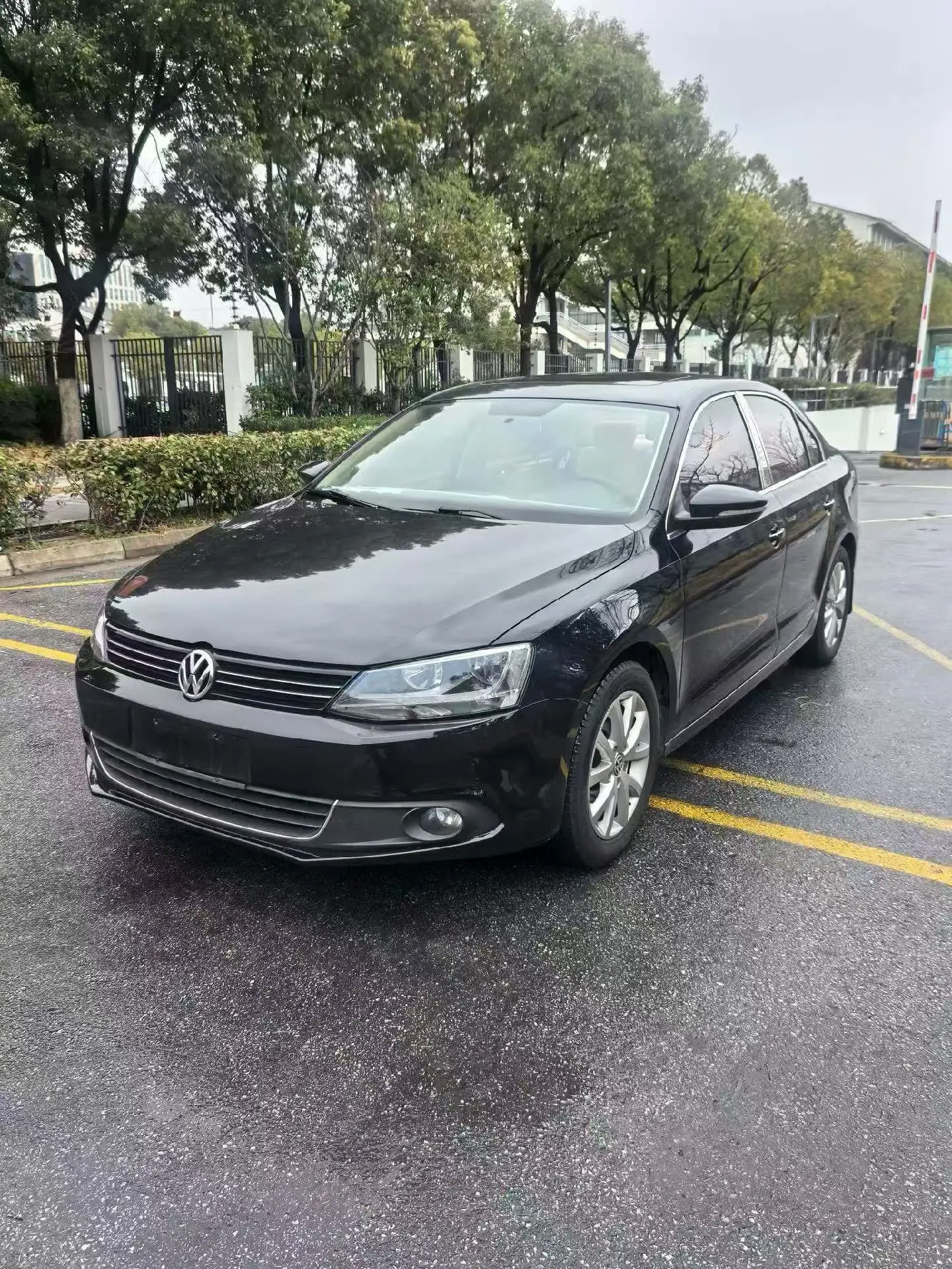 Volkswagen Sagitar  из Китая