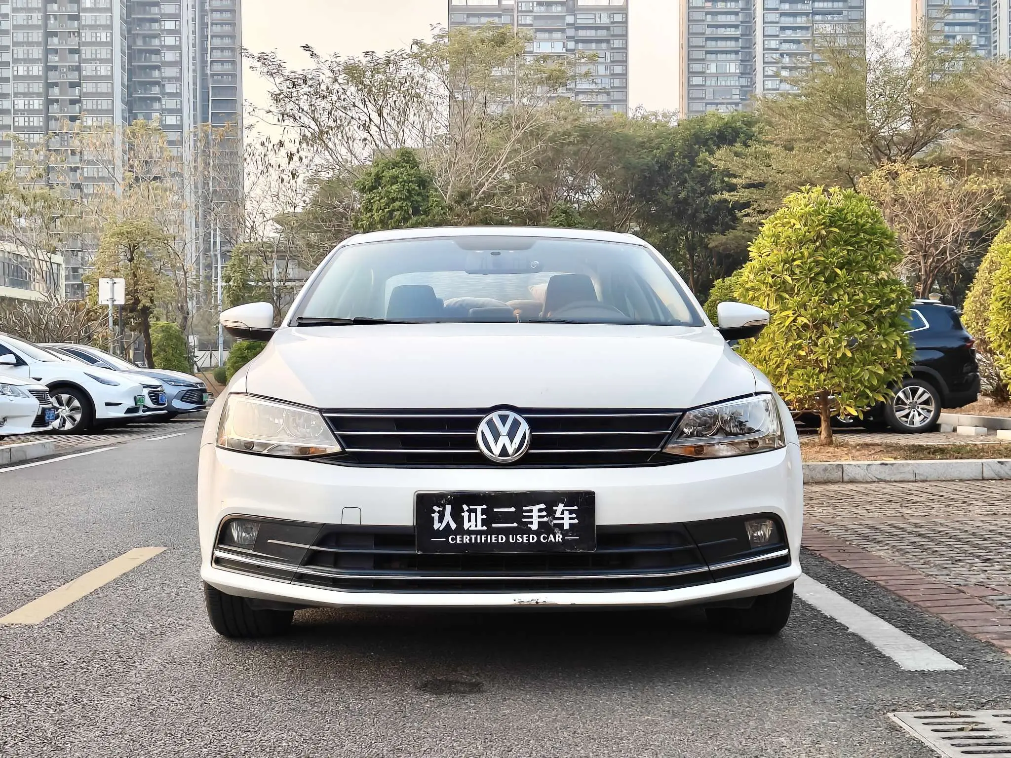 Volkswagen Sagitar  из Китая