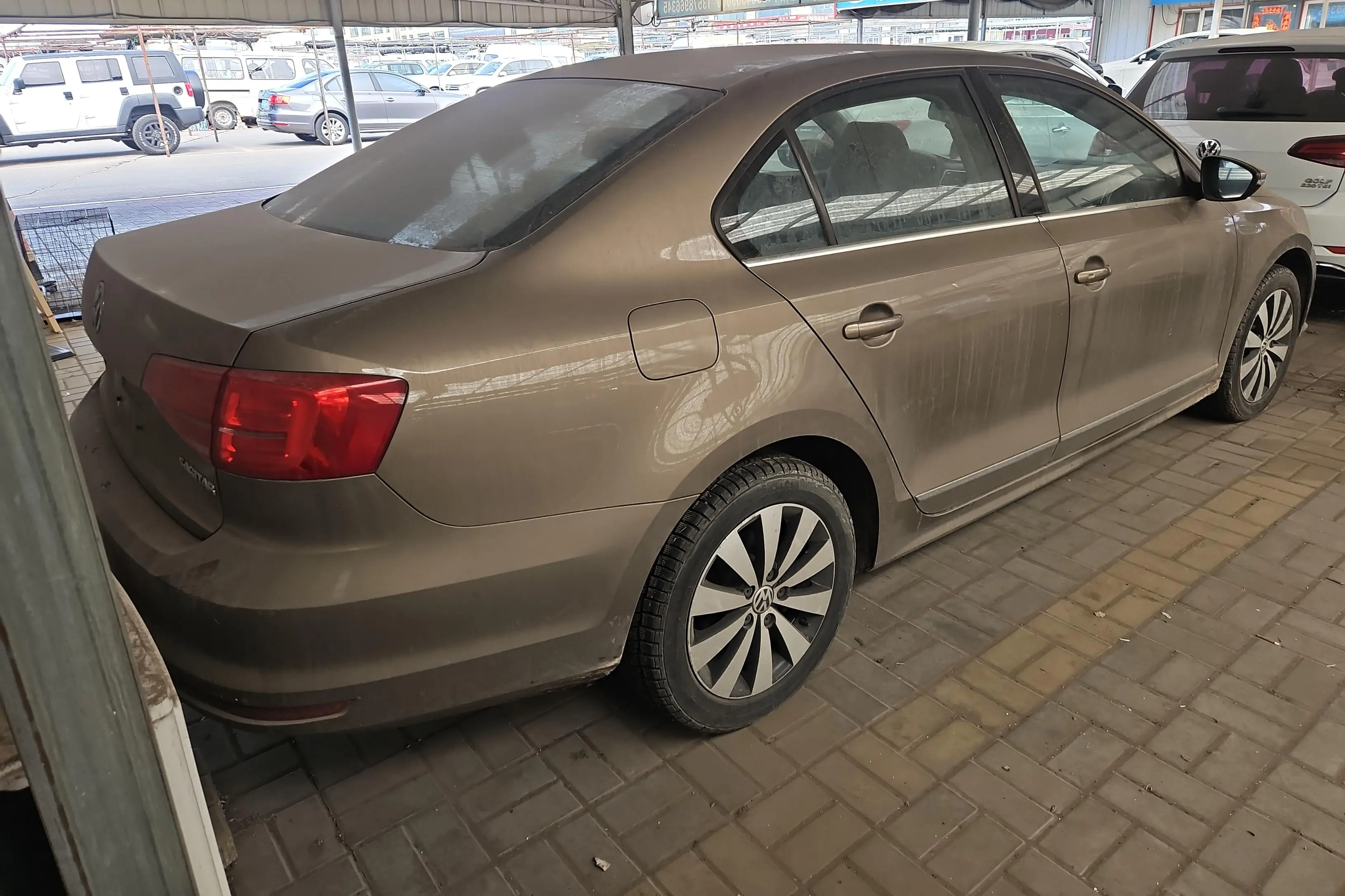 Volkswagen Sagitar  из Китая
