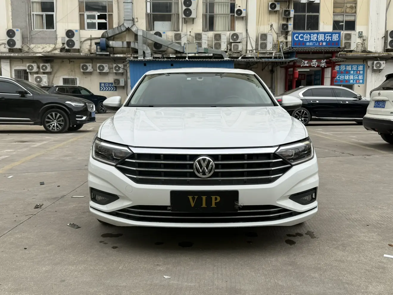 Volkswagen Sagitar  из Китая